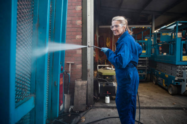 Best Local Pressure Washing Services  in Leon, IA