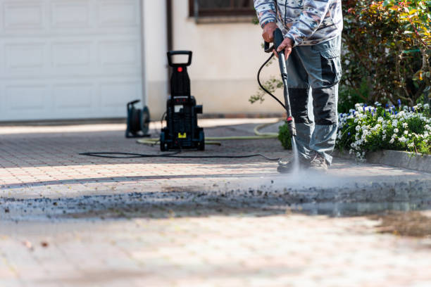 Best Commercial Building Pressure Washing  in Leon, IA