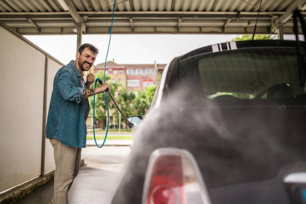 Best Garage Pressure Washing  in Leon, IA
